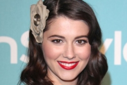 12-mary-elizabeth-winstead